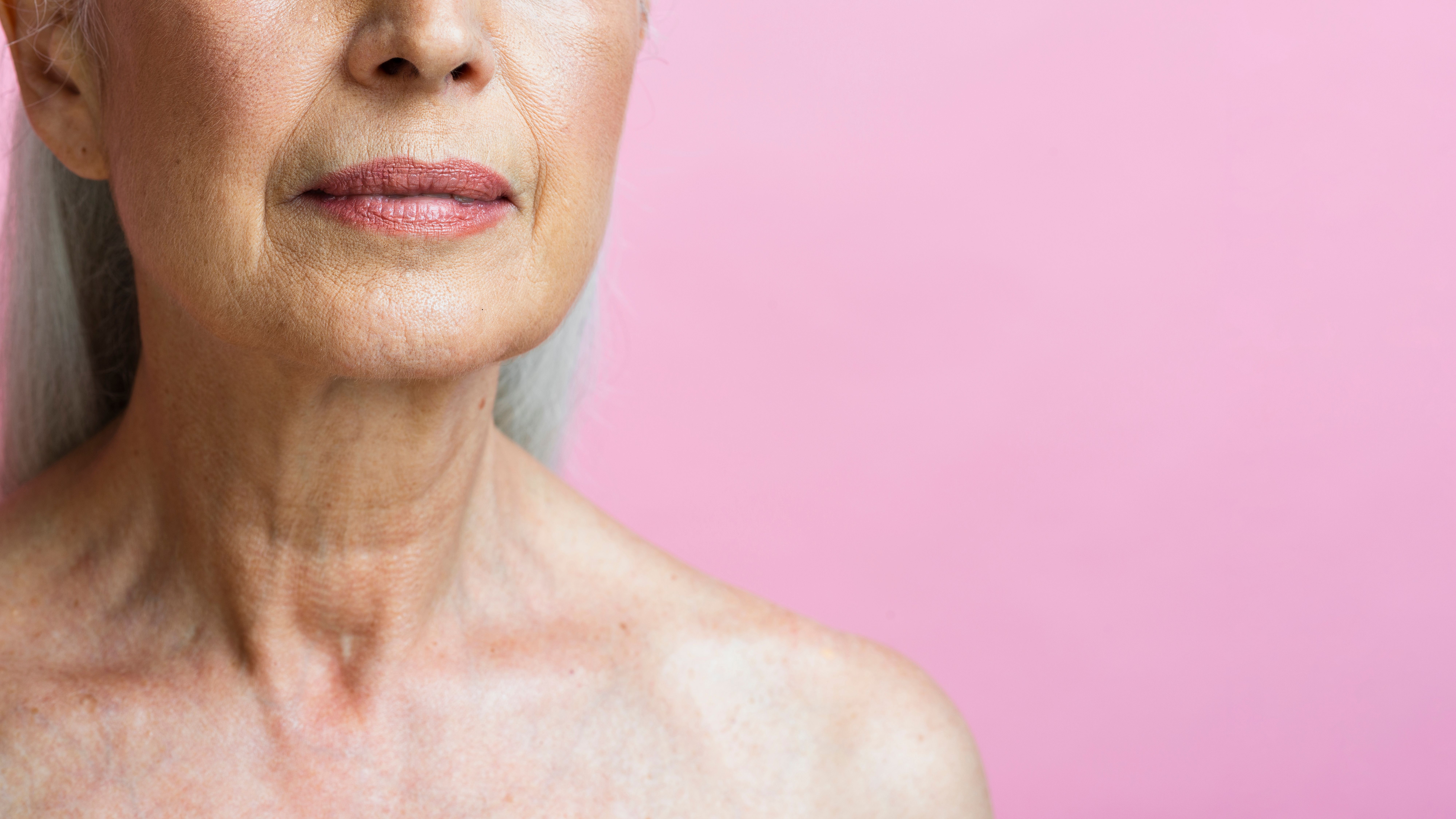 Perché la pelle cambia in menopausa? Le cause principali