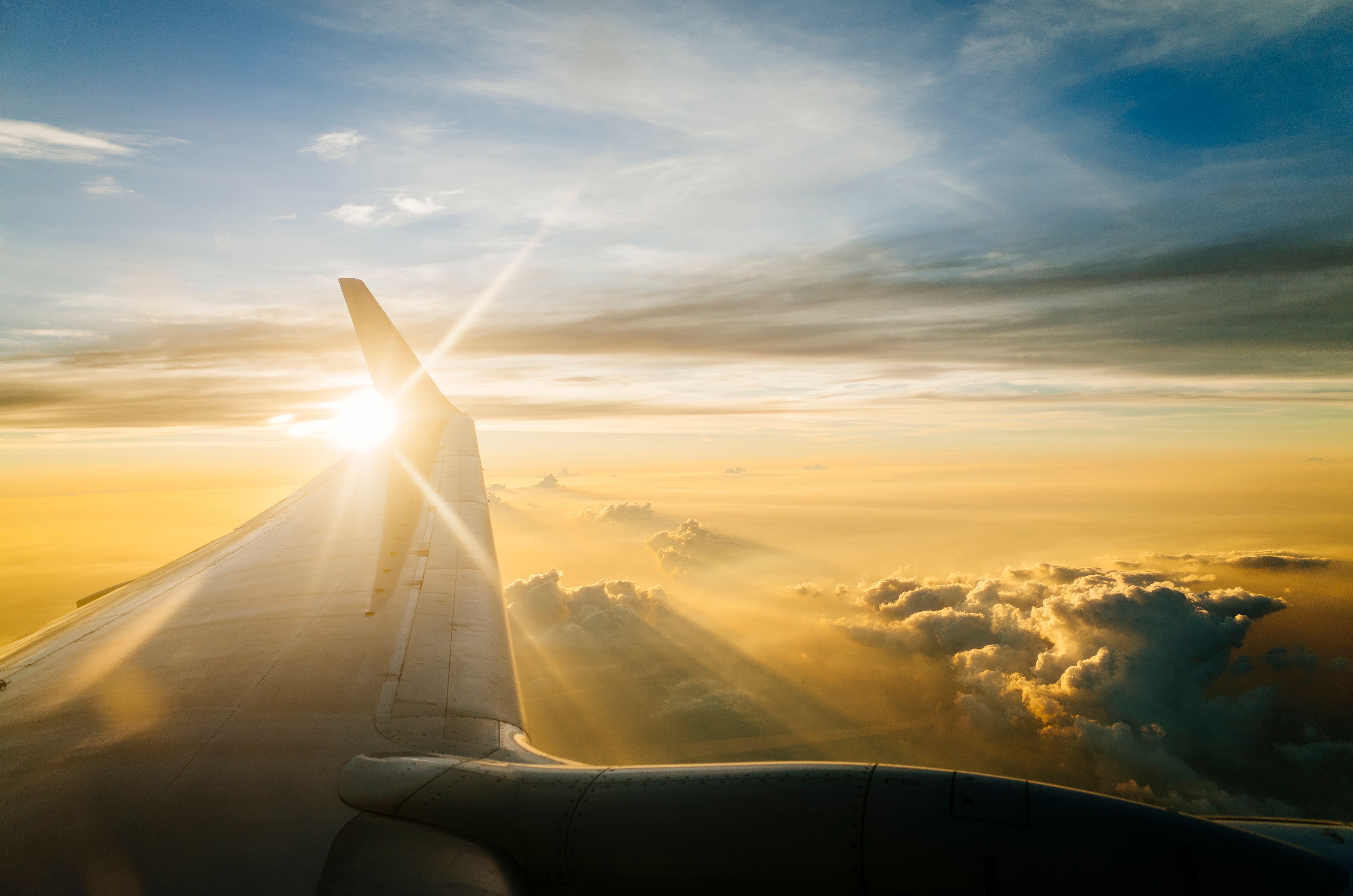 Energia e leggerezza in viaggio: routine scientifica per voli lunghi e jet lag